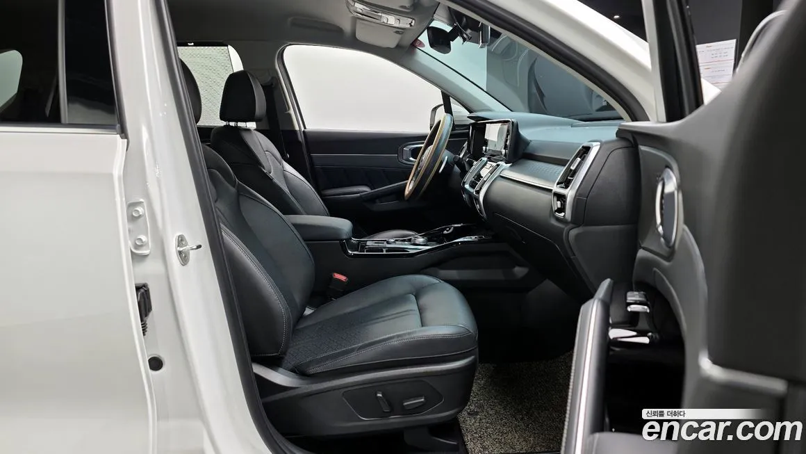 Kia Sorento — фото 4