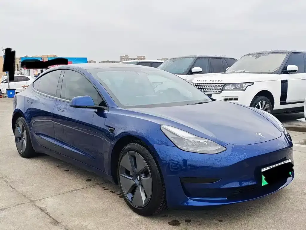 Tesla Model 3 — фото 5
