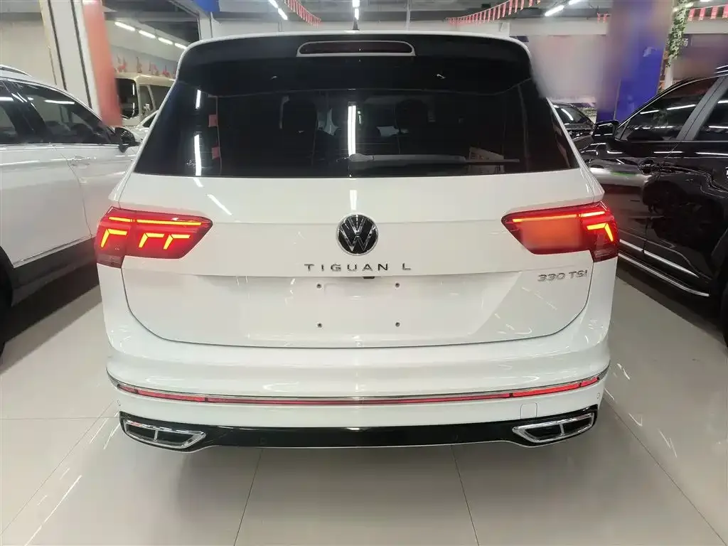 Volkswagen Tiguan L — фото 3