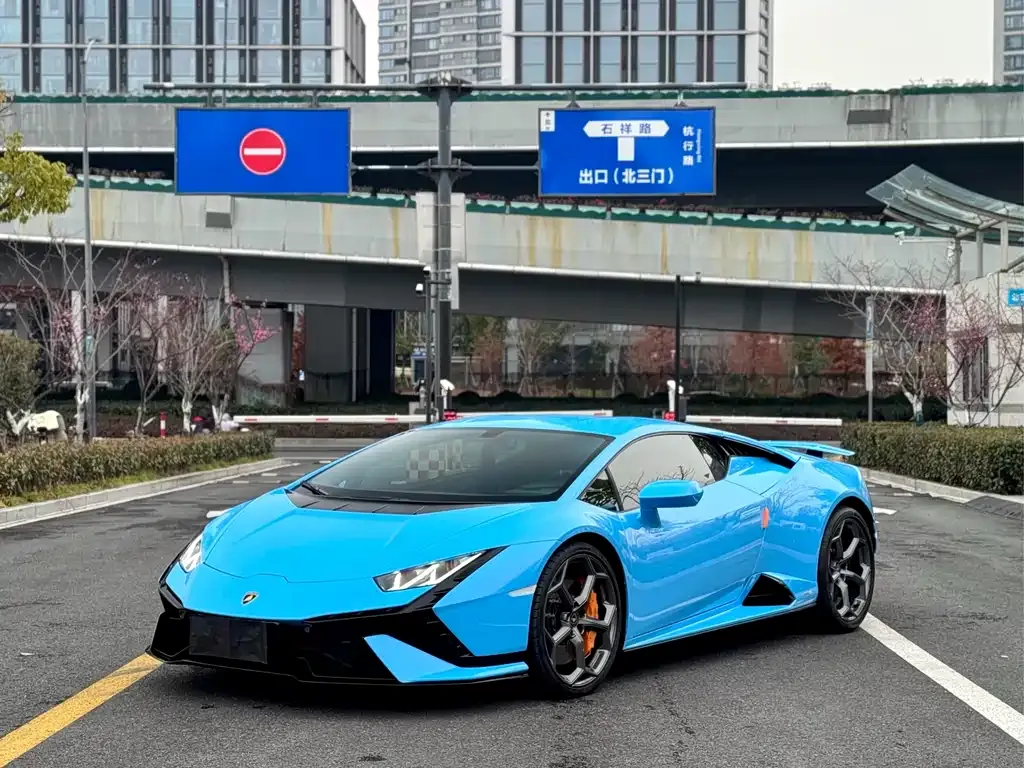 Lamborghini Huracan — фото 8