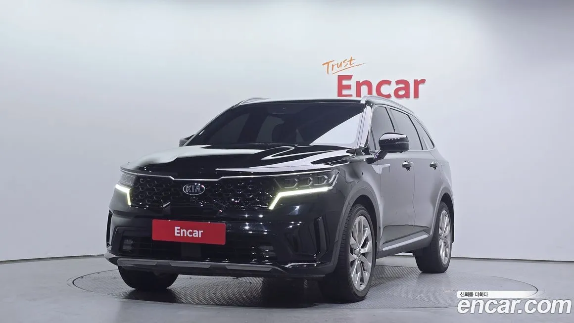 Kia Sorento — фото 1