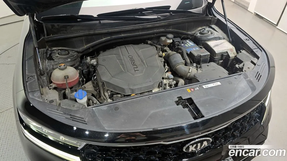 Kia Sorento — фото 7
