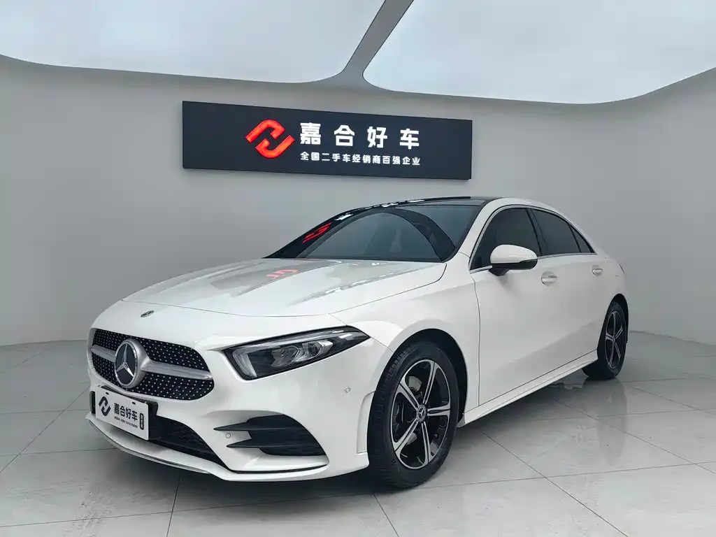 Mercedes-Benz A-Class — фото 1