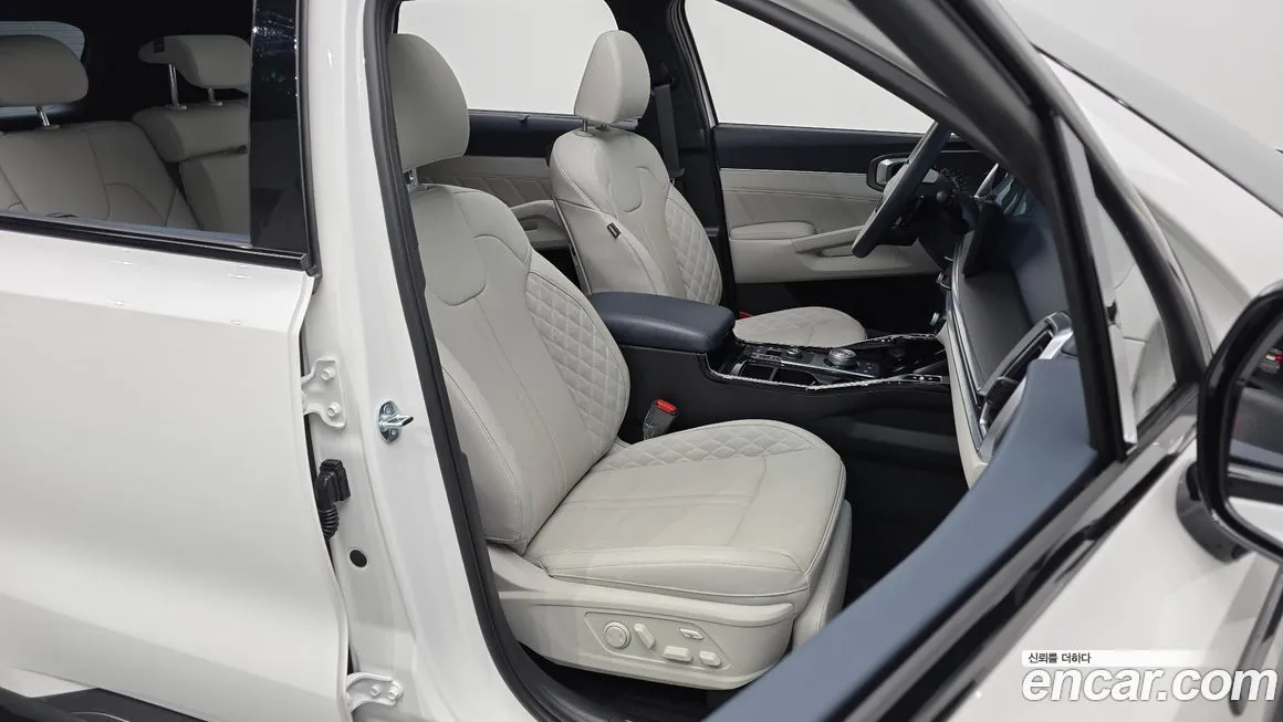 Kia Sorento — фото 6