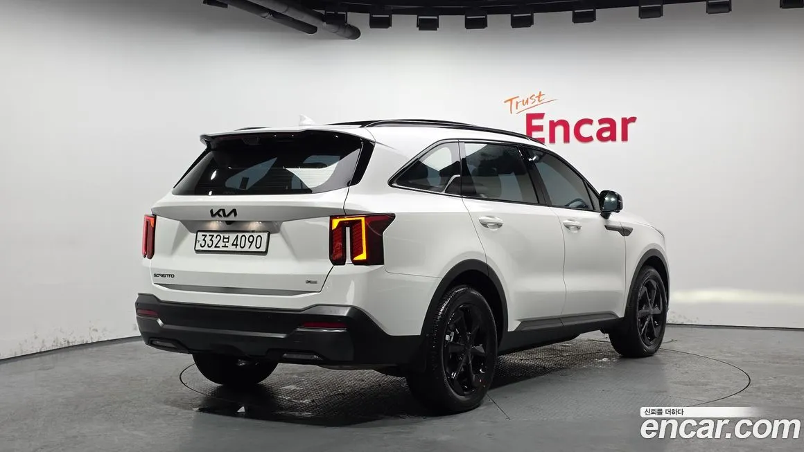 Kia Sorento — фото 4