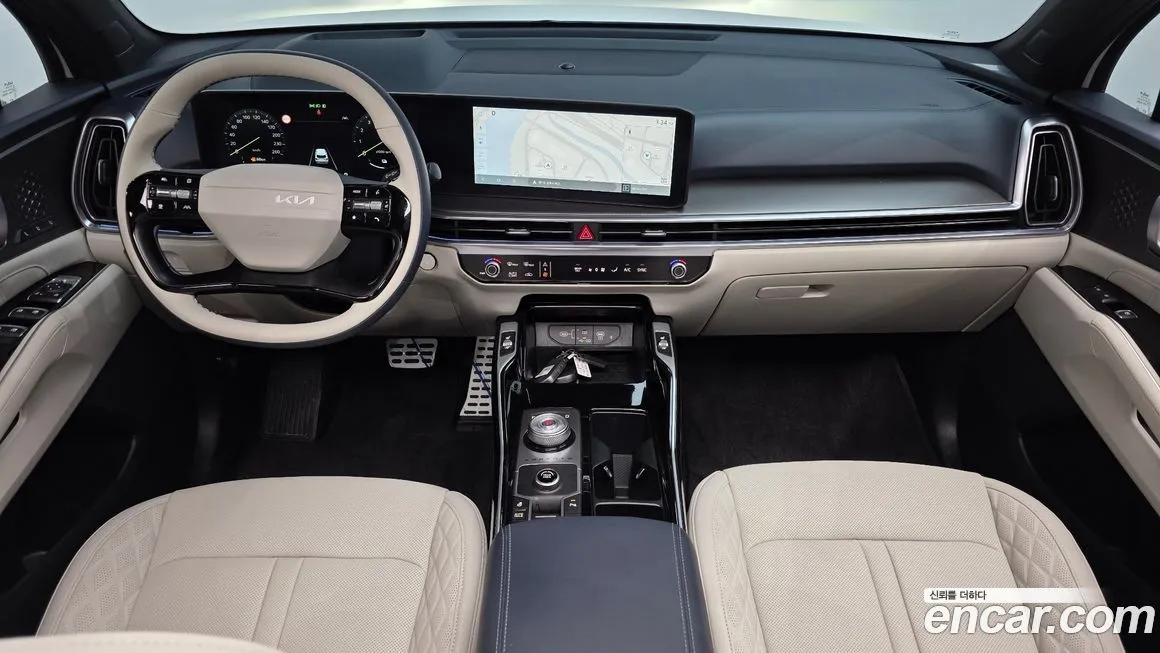 Kia Sorento — фото 8
