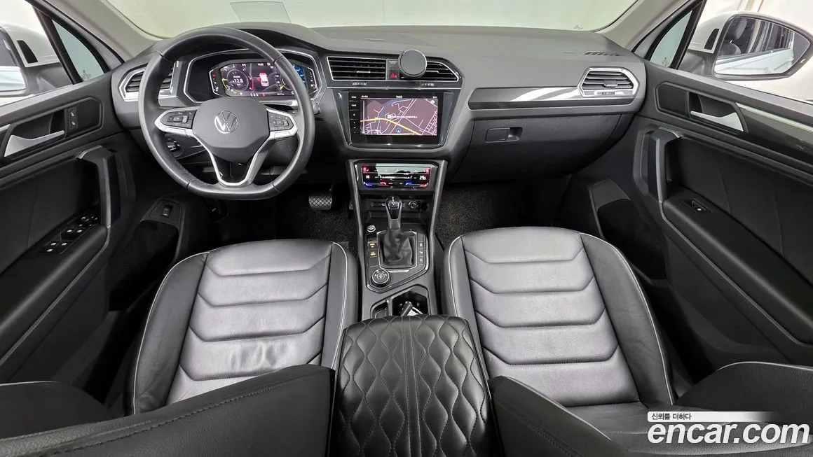 Volkswagen Tiguan — фото 7