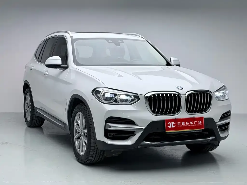 BMW X3 — фото 7