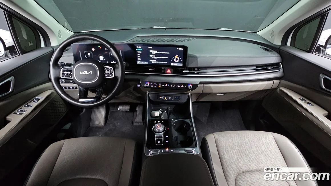 Kia Carnival — фото 4