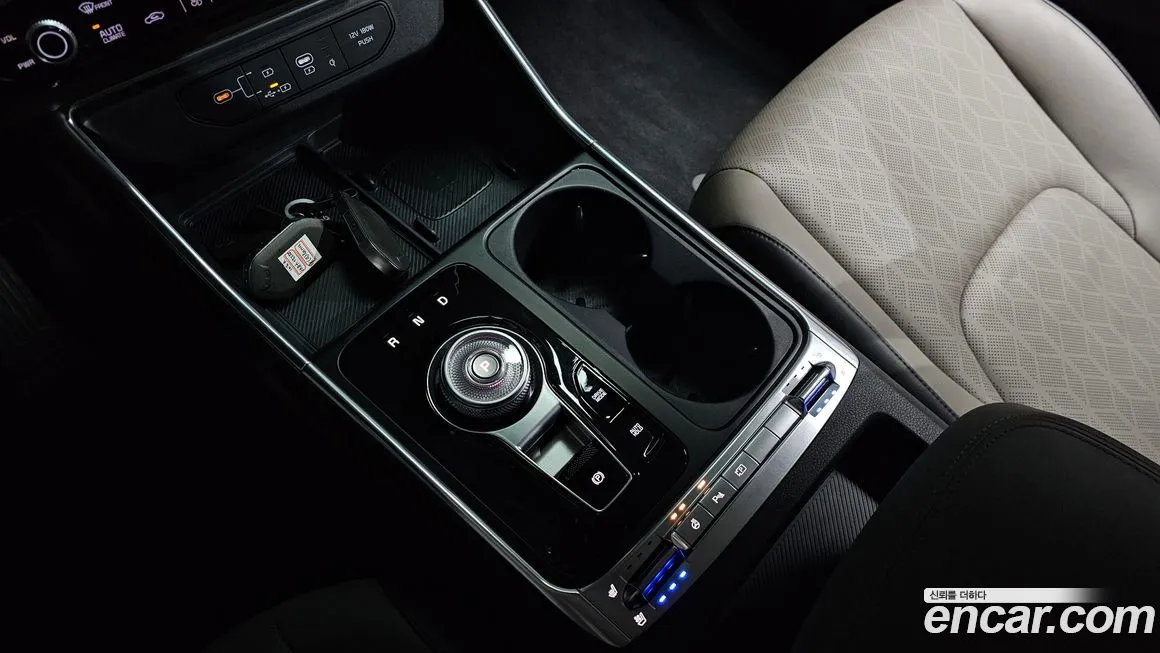 Kia Carnival — фото 9