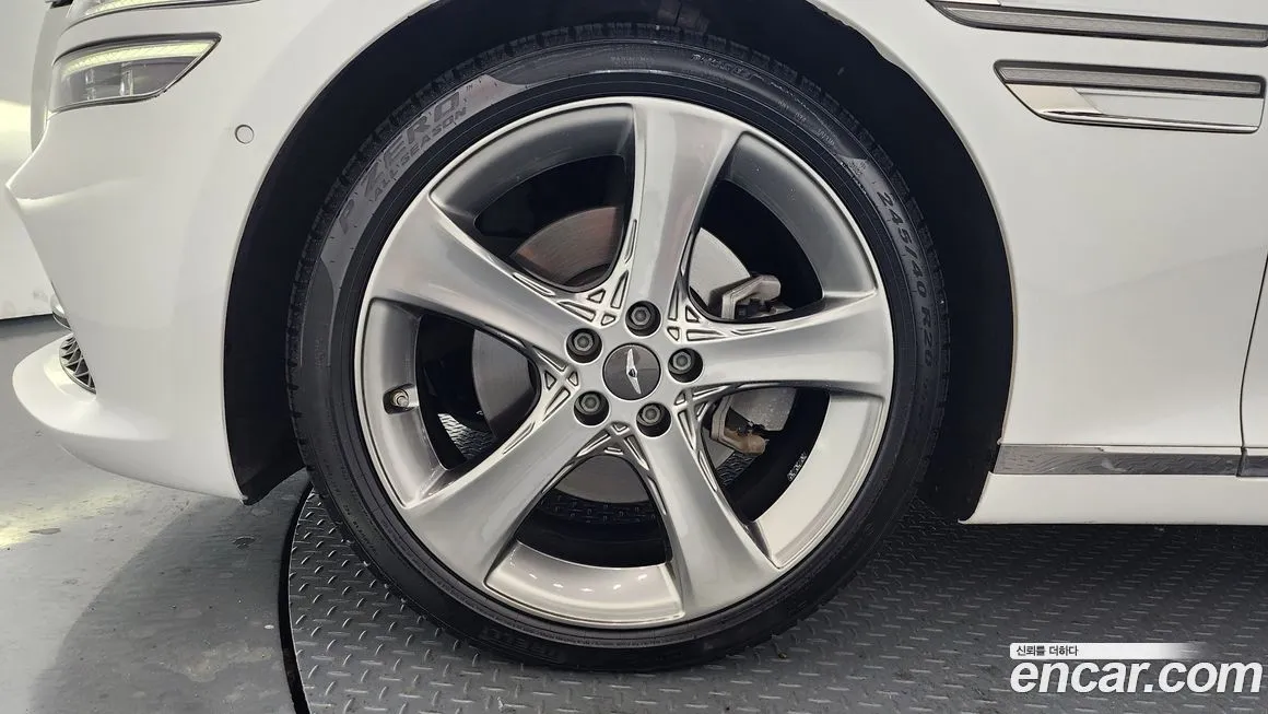Genesis G80 — фото 10