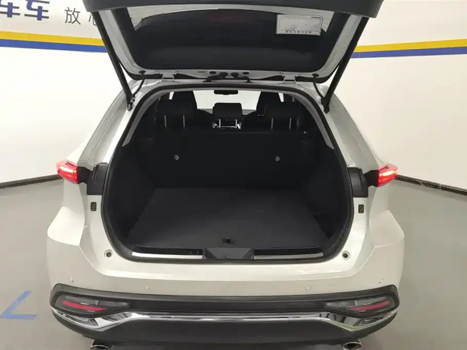 Toyota Harrier — фото 2
