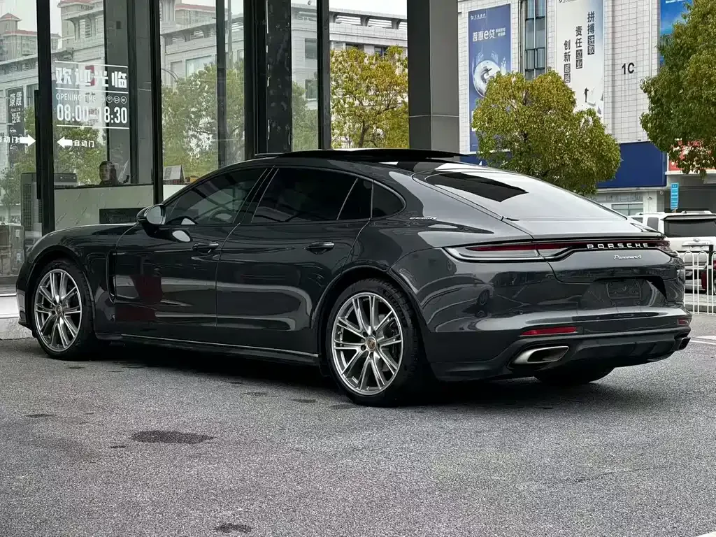 Porsche Panamera — фото 5