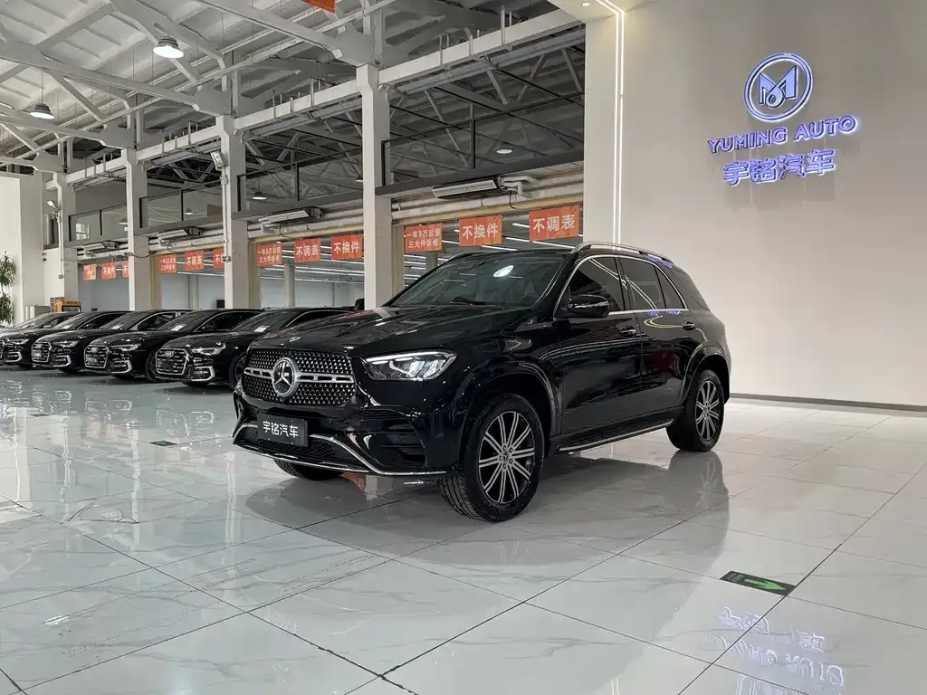 Mercedes-Benz GLE — фото 1