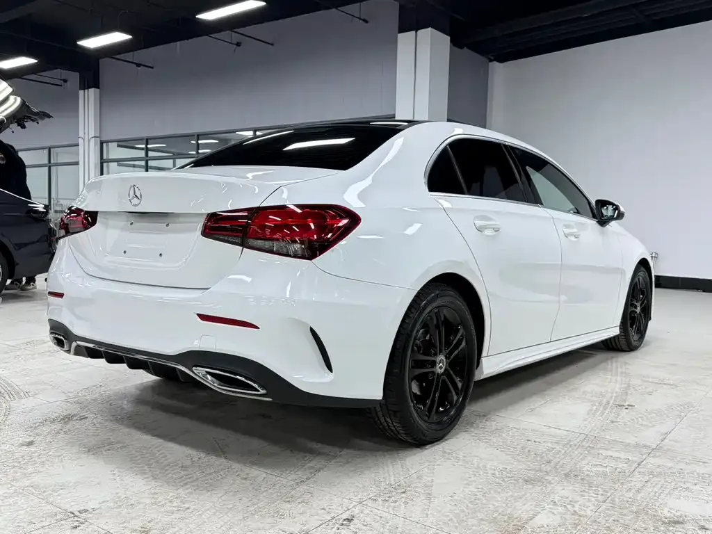 Mercedes-Benz A-Class — фото 8
