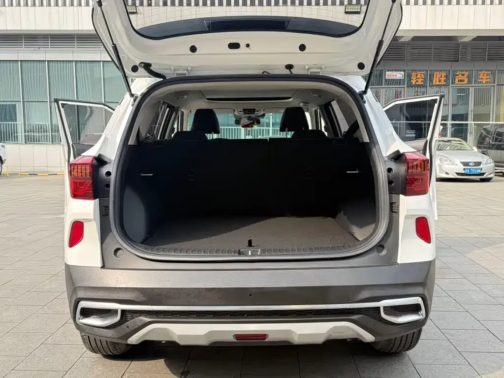 Kia KX3 — фото 3