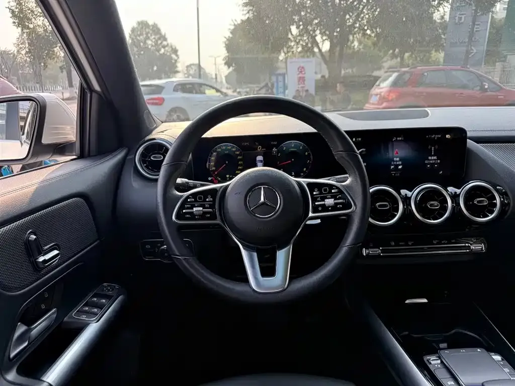 Mercedes-Benz GLA — фото 4