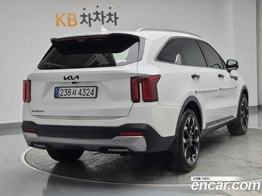 Kia Sorento — фото 5