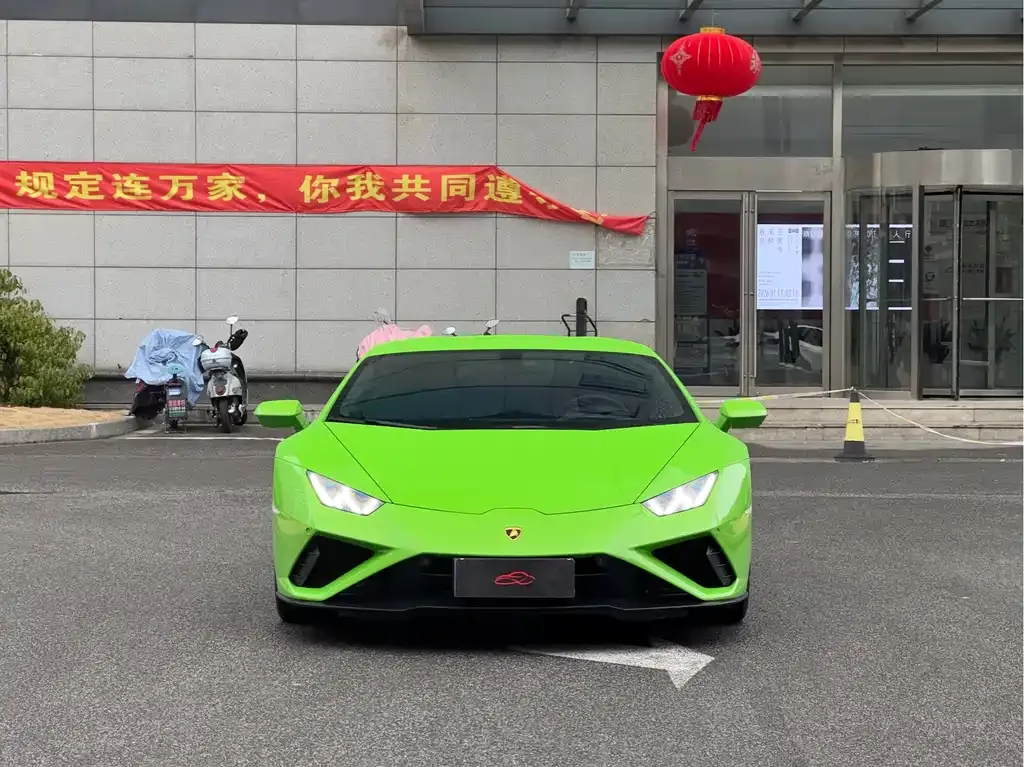 Lamborghini Huracan — фото 5