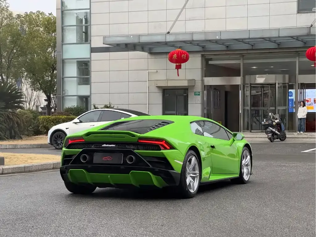 Lamborghini Huracan — фото 4