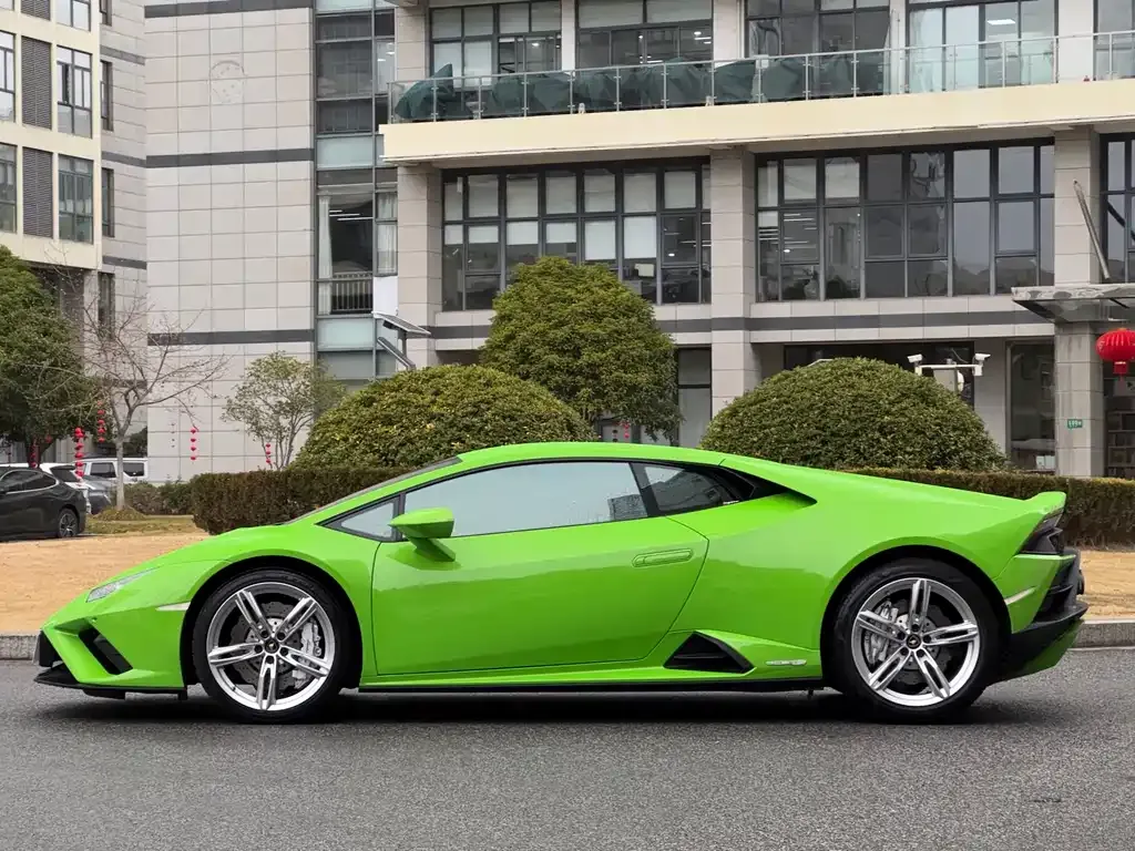 Lamborghini Huracan — фото 6