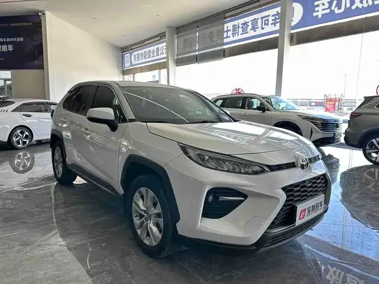 Toyota Wildlander — фото 1
