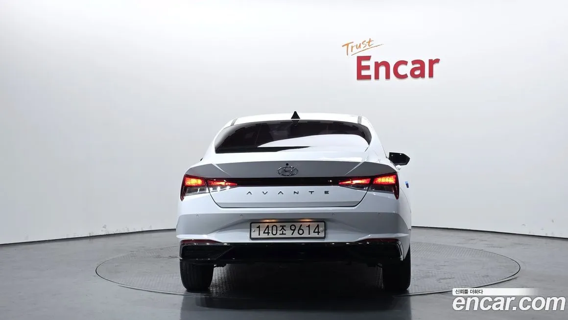 Hyundai AVANTE — фото 4