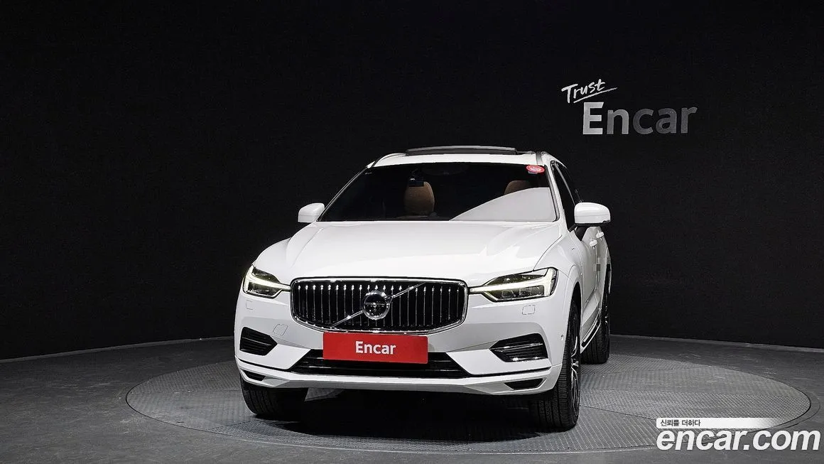 Volvo XC60 — фото 4