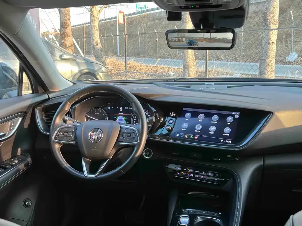 Buick Envision Plus — фото 6