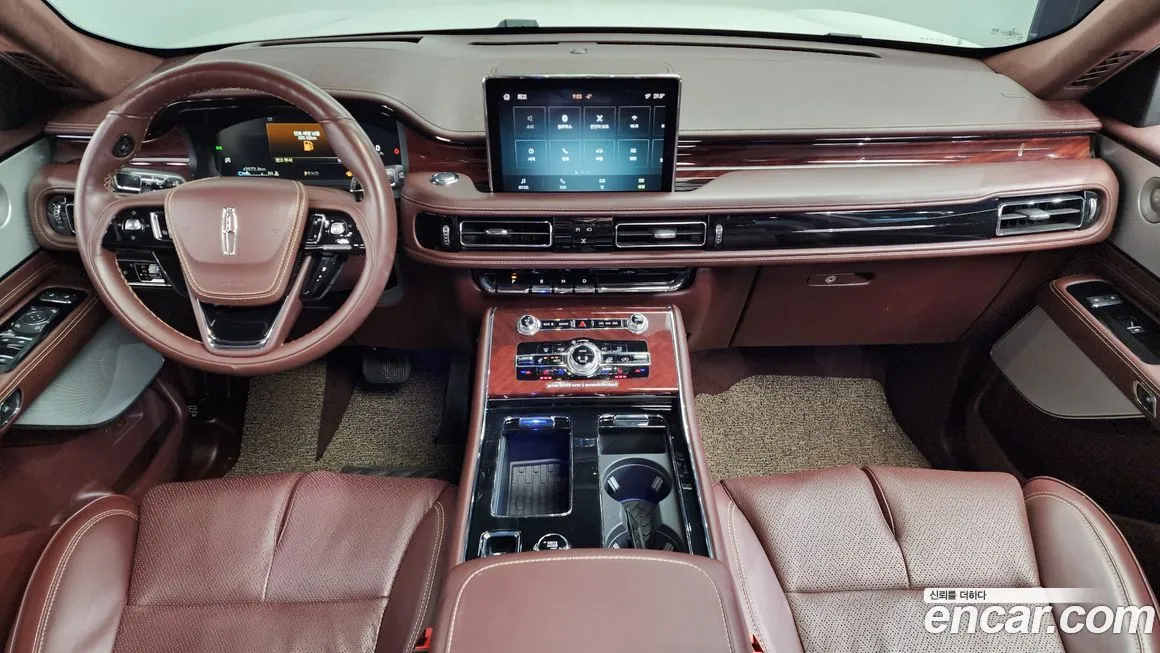 Lincoln Aviator — фото 9