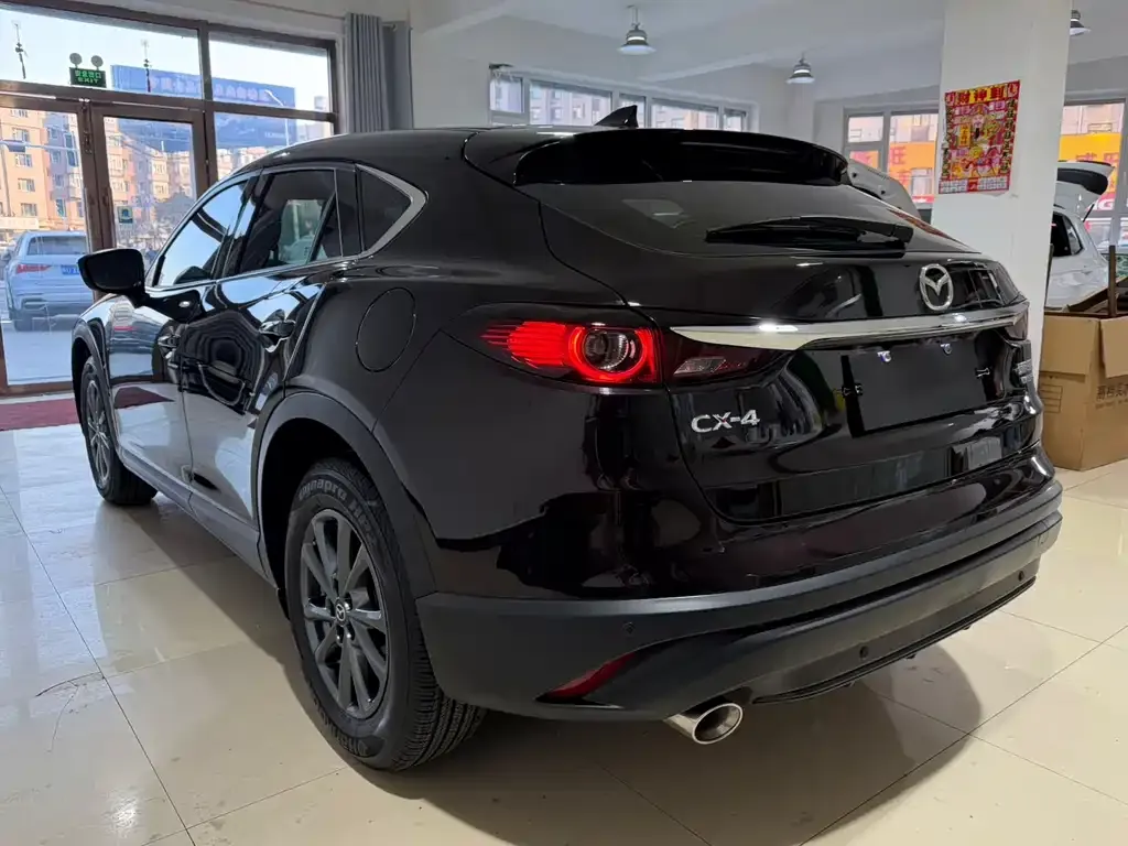 Mazda CX-4 — фото 8