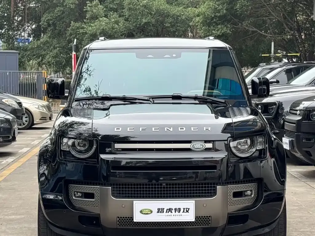 Land Rover Defender — фото 4