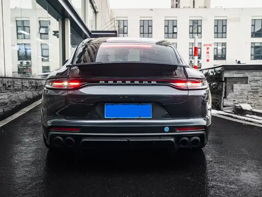 Porsche Panamera — фото 6