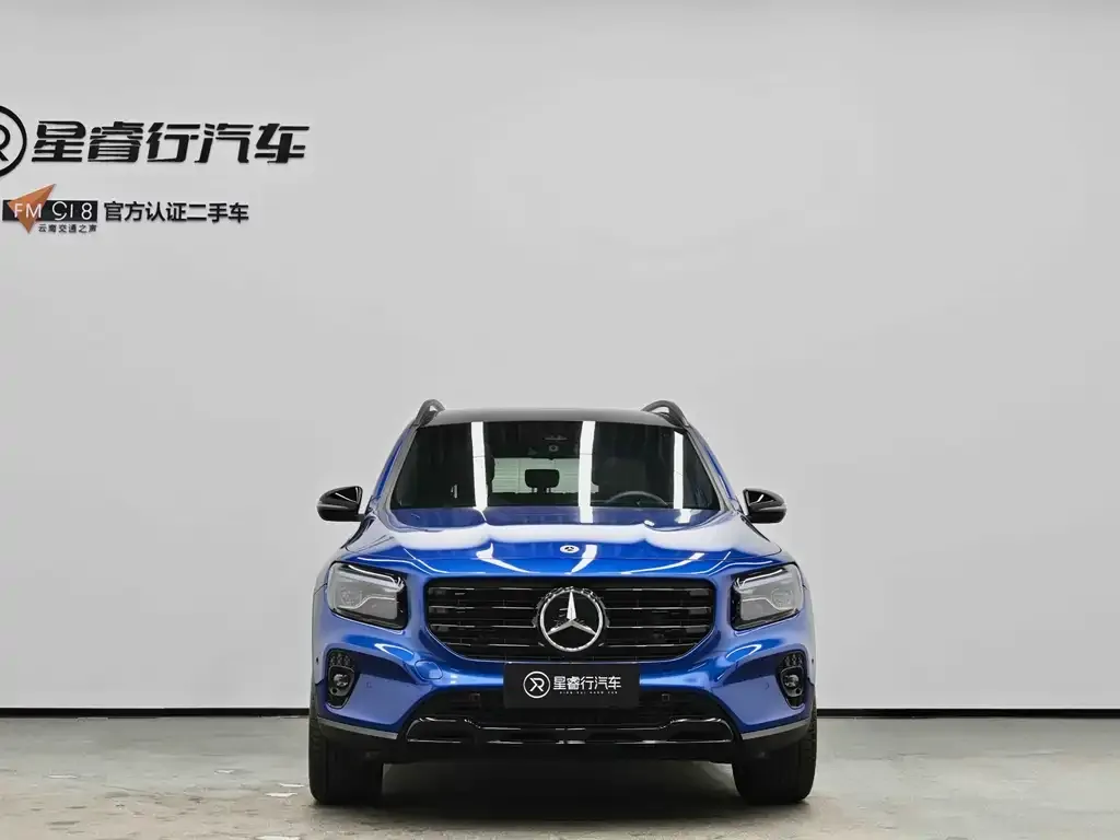 Mercedes-Benz GLB — фото 2