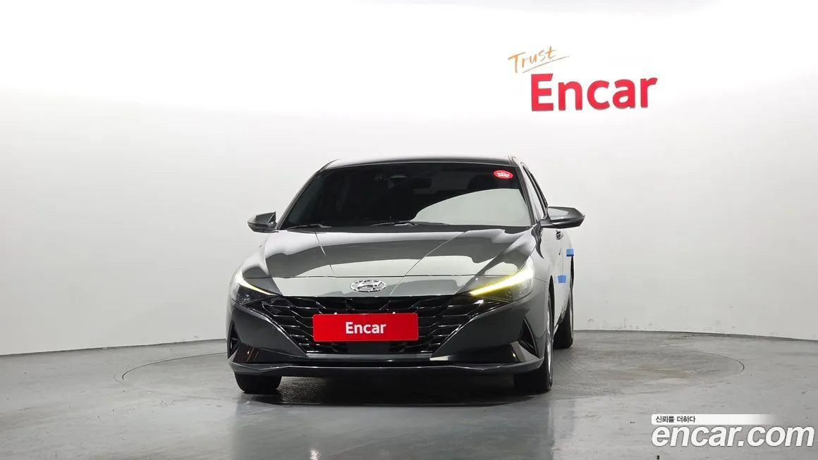 Hyundai AVANTE — фото 3