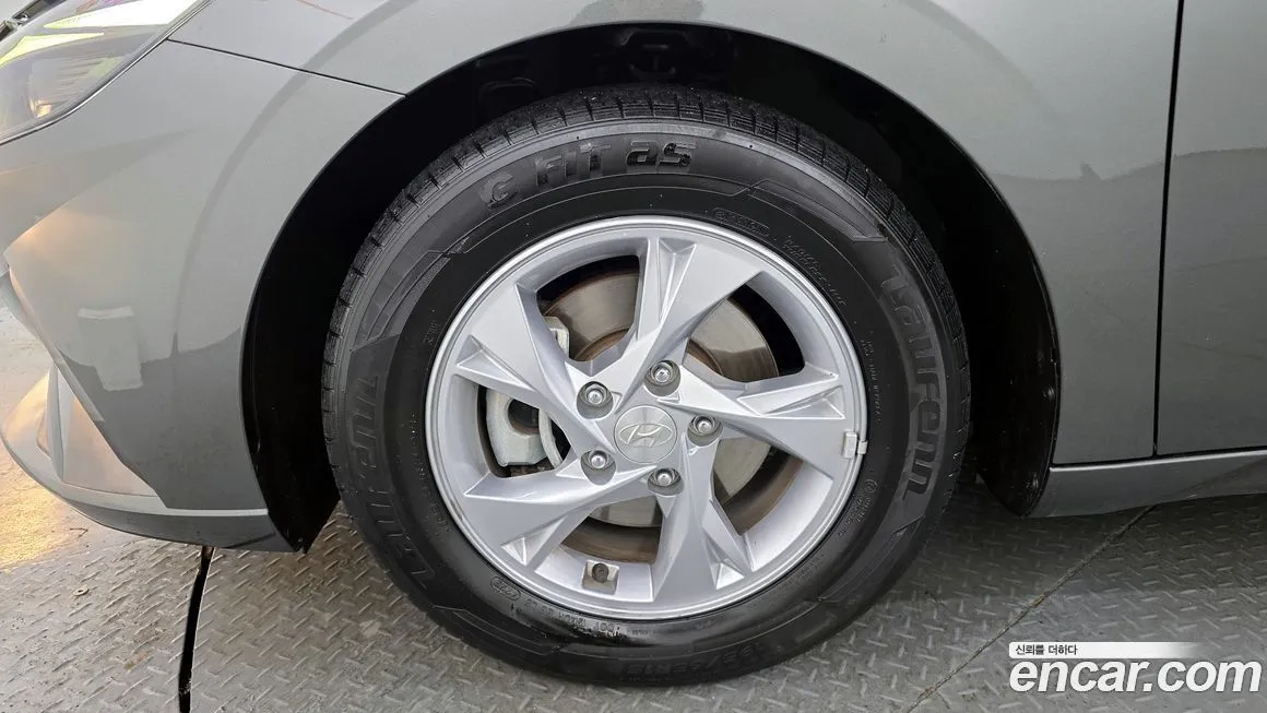 Hyundai AVANTE — фото 9