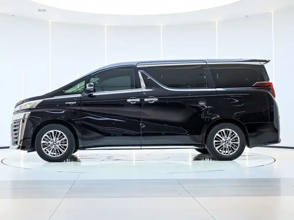 Toyota Vellfire — фото 5