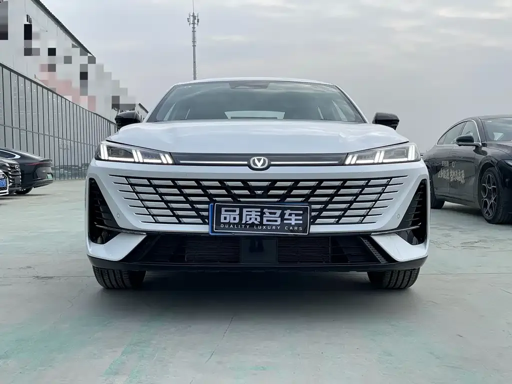 Changan Eado — фото 7