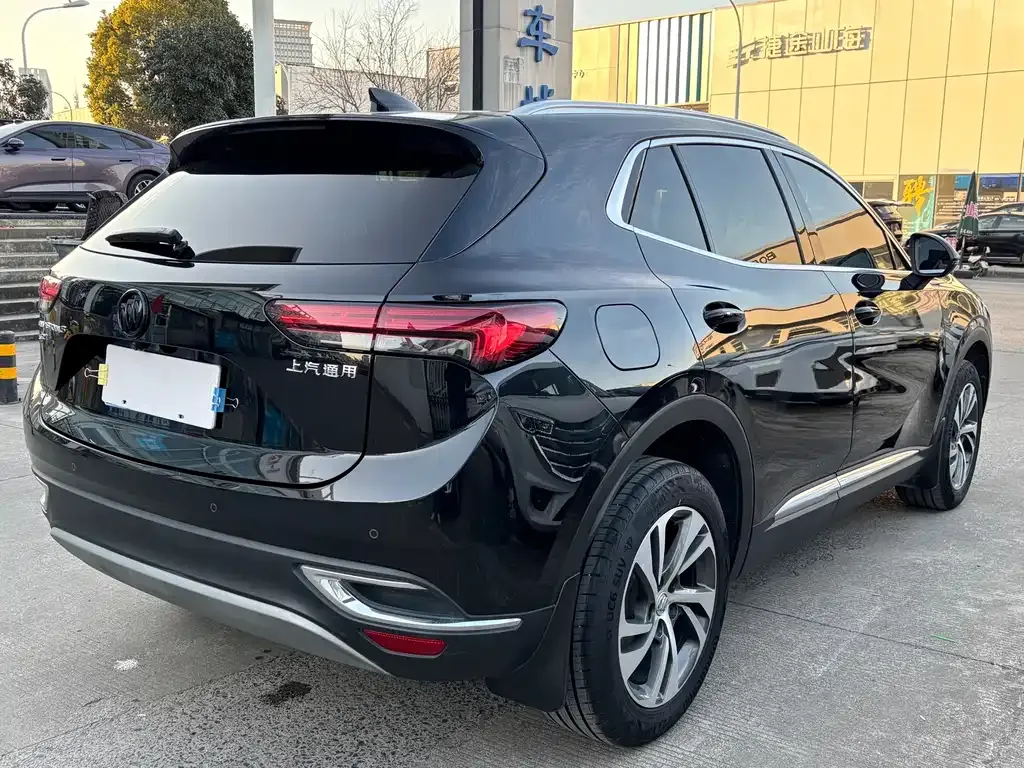 Buick Envision S — фото 10