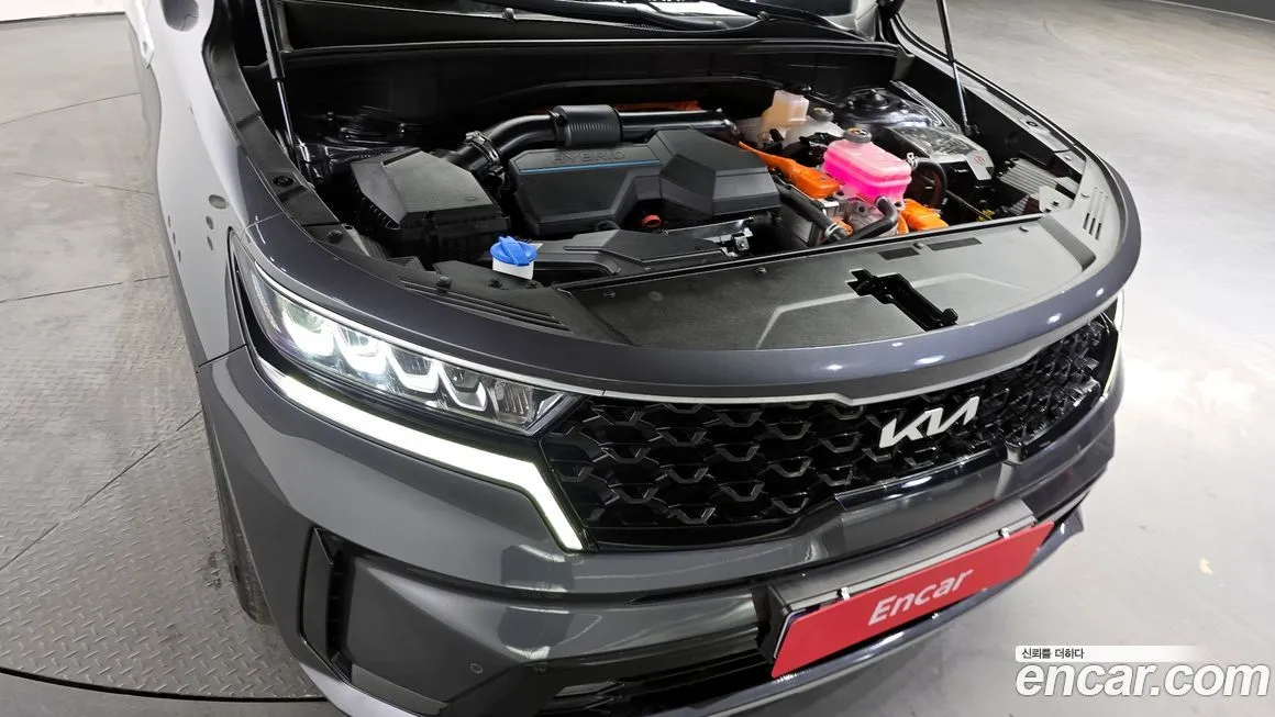 Kia Sorento — фото 8