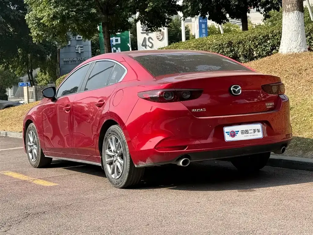 Mazda 3 Axela — фото 8