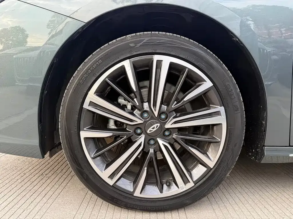 Chery Arrizo 8 PRO — фото 3