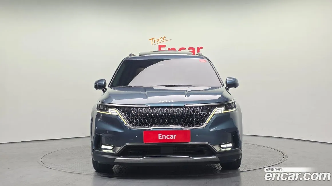 Kia Carnival — фото 10