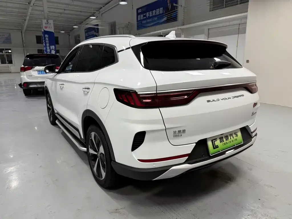 BYD PLUS New Energy — фото 4