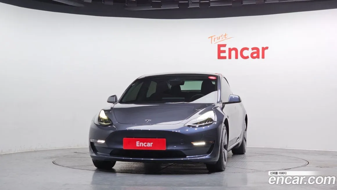 Tesla Model 3 — фото 2
