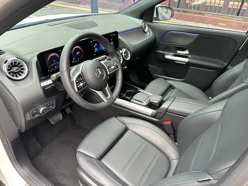 Mercedes-Benz GLA — фото 6