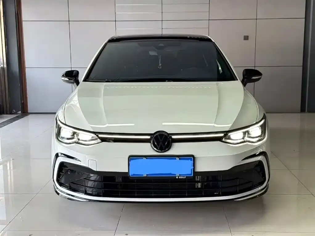 Volkswagen Golf — фото 8