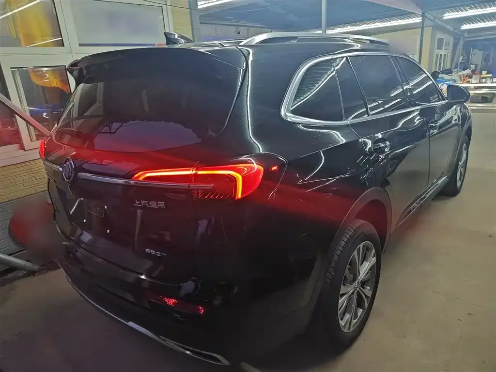 Buick Envision Plus — фото 9