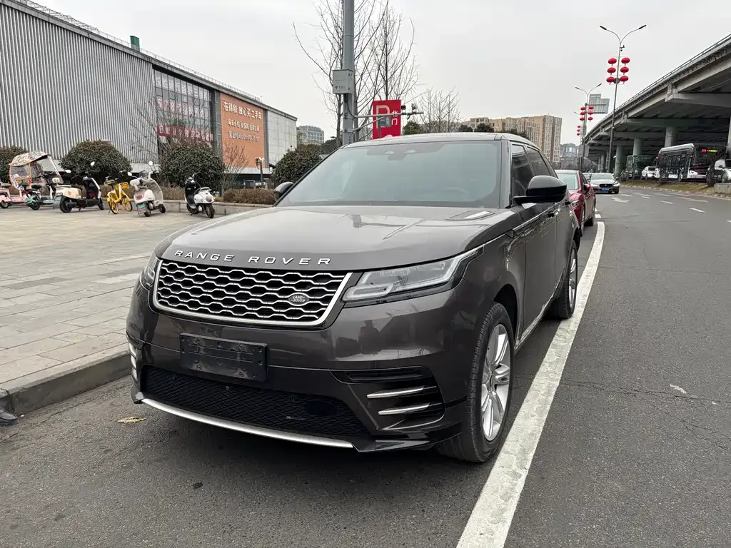 Land Rover Velar — фото 1