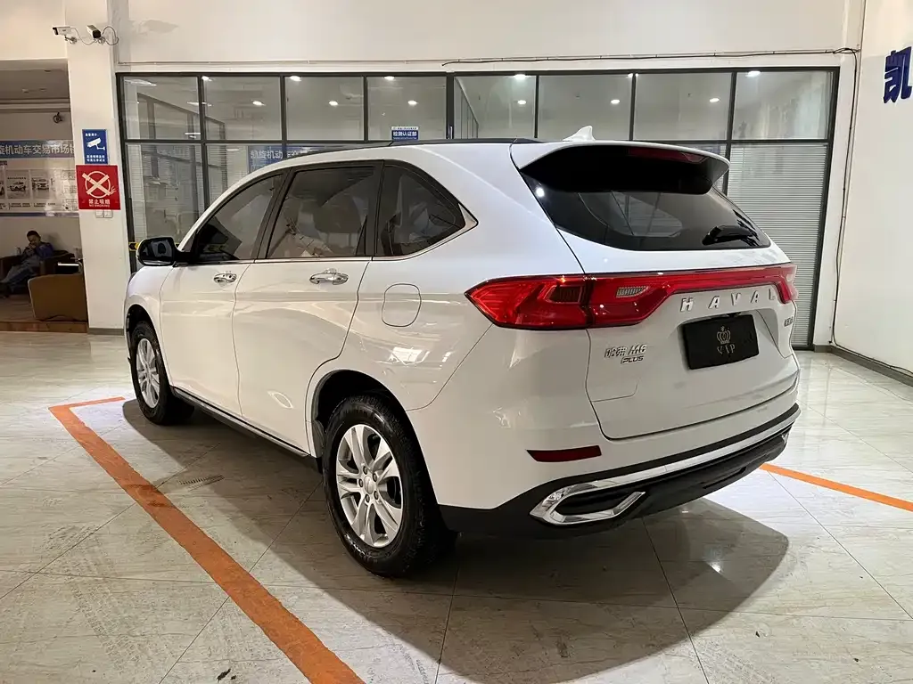 Haval M6 — фото 4